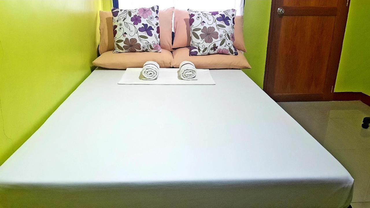 Amelia Homestay Пуэрто-Принцеса Экстерьер фото